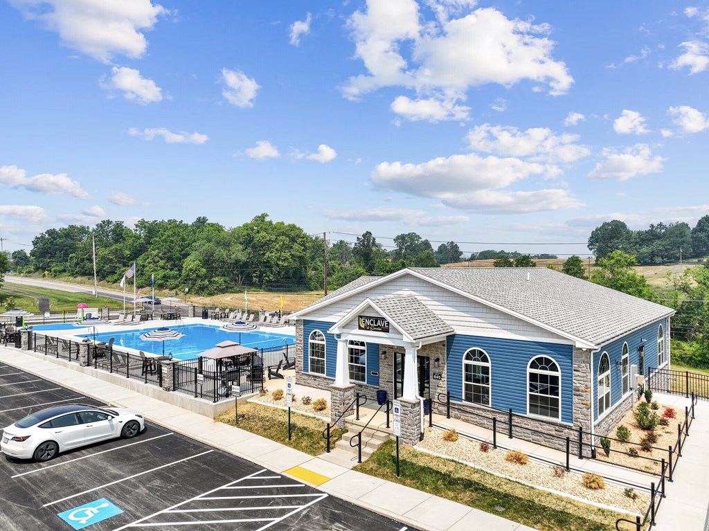 The Enclave At Elmerton Apartments, 645 Travis Way, Harrisburg, PA